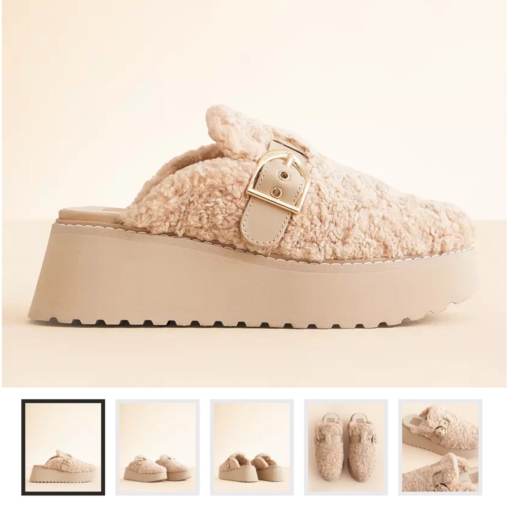 Worn once size 7 dolce vita Lelani platform clog.